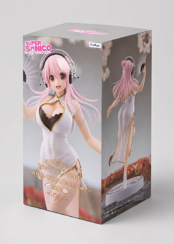 Figura Super Sonico Trío Try