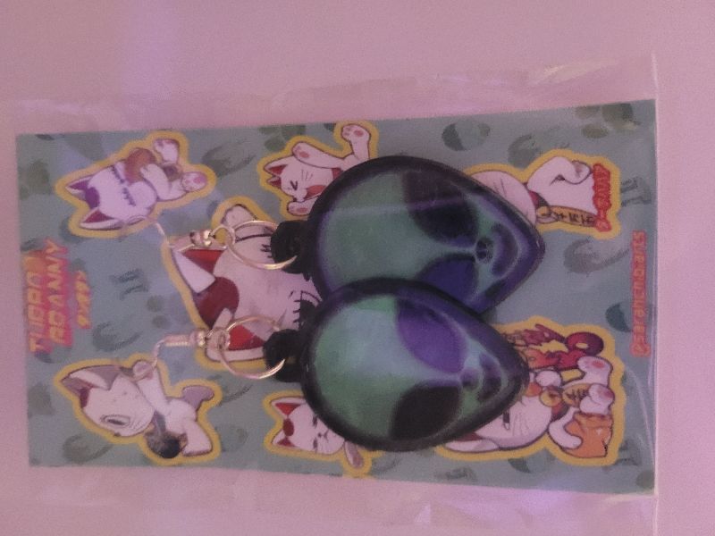 Aretes Alien de momo