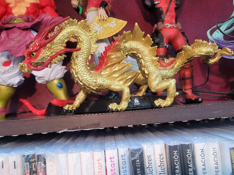 Dragon dorado