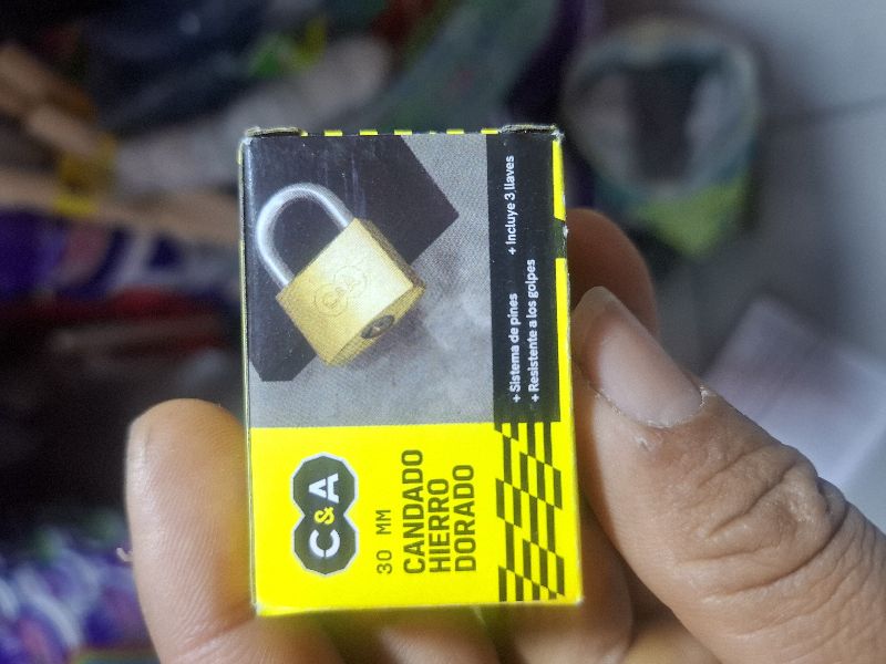 candado hierro dorado 30mm
