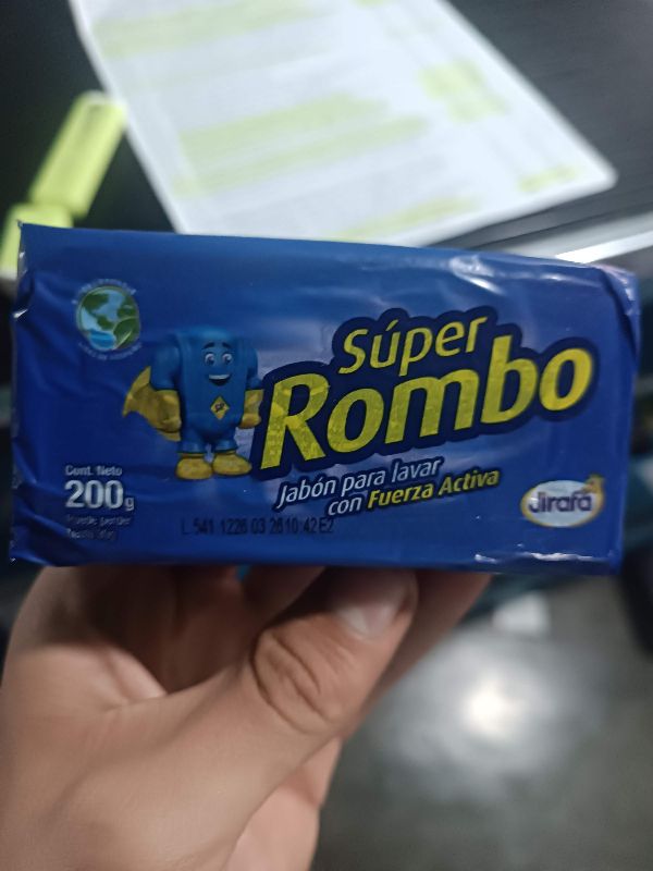 Jabón Súper Rombo 200gr