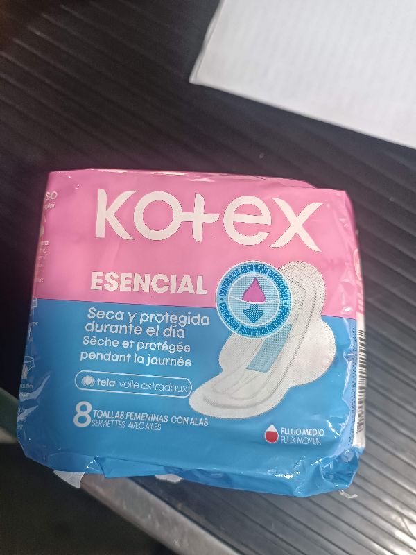 Toallas KOTEX Esencial