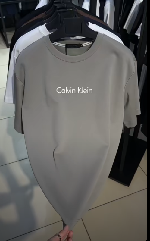 Camiseta Calvin Klein