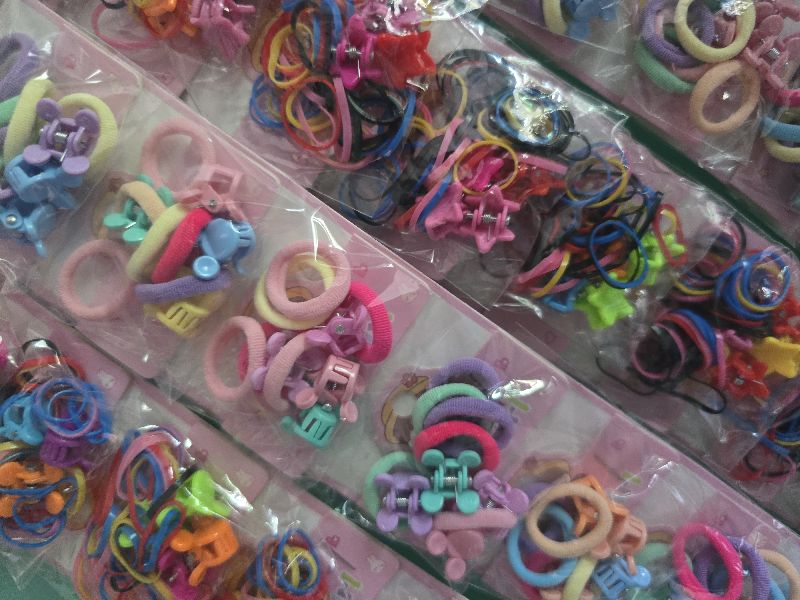 PAQUETES DE COLAS Y HULES