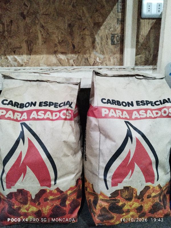 carbón de aromo en bolsa de papel 1.9k