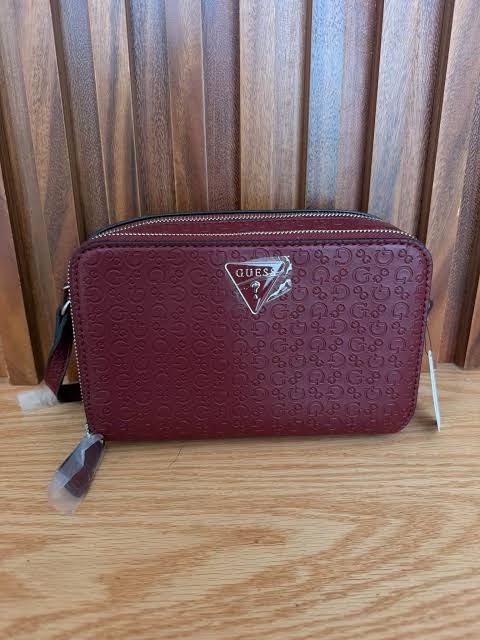 Cartera GUESS
