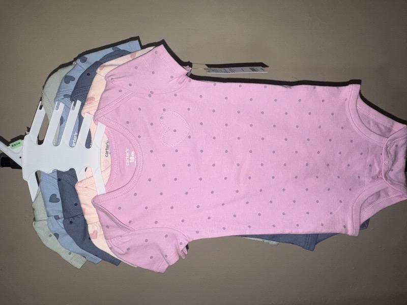 Set de 5 Bodys carters talla 18 meses
