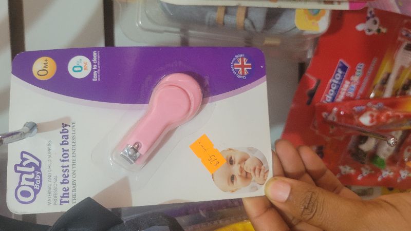 corta uña de niño