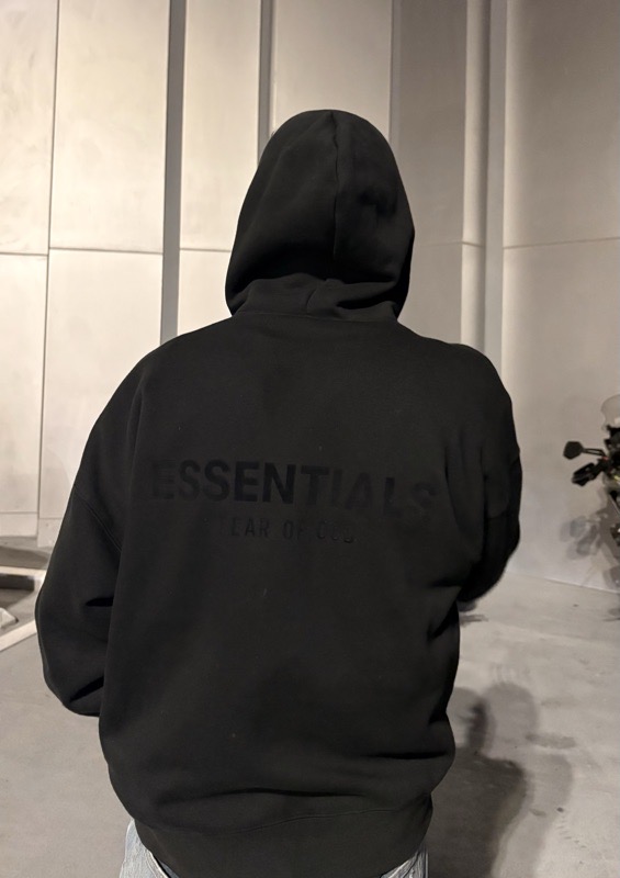 Hoodie Essentials Negra