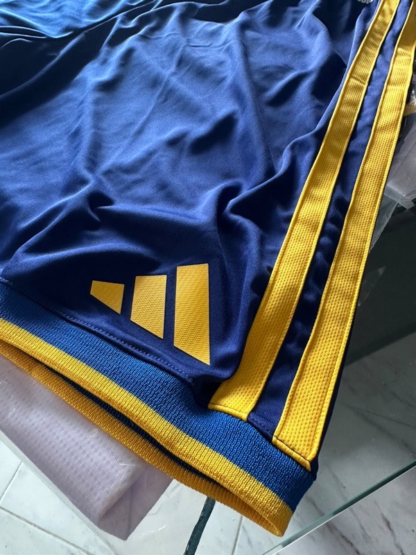 short 26/27