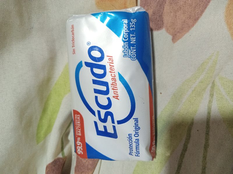 Escudo  antibacterial 135 g