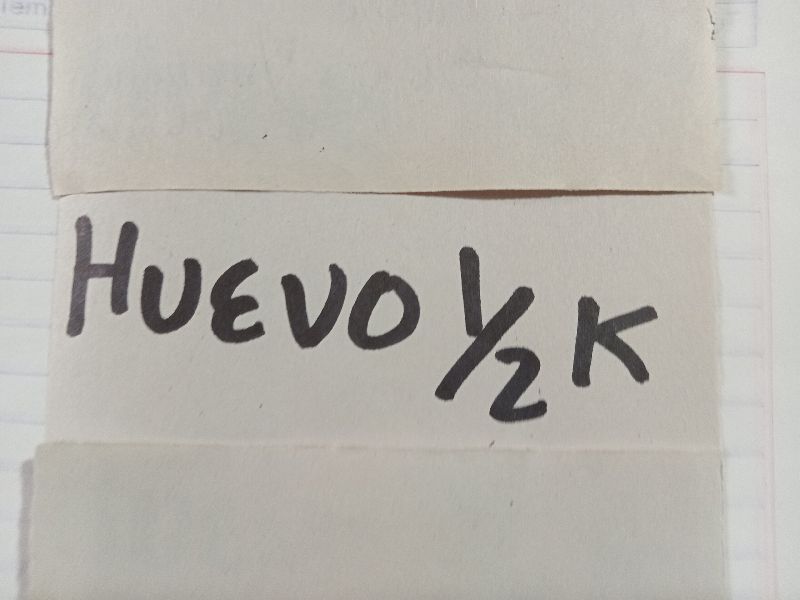 Huevo 1/2 k