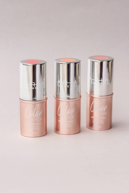 Rubor en Barra Aria Cosmetics