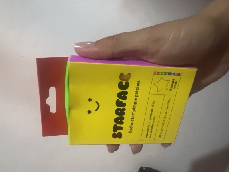 starface caja amarilla con colores