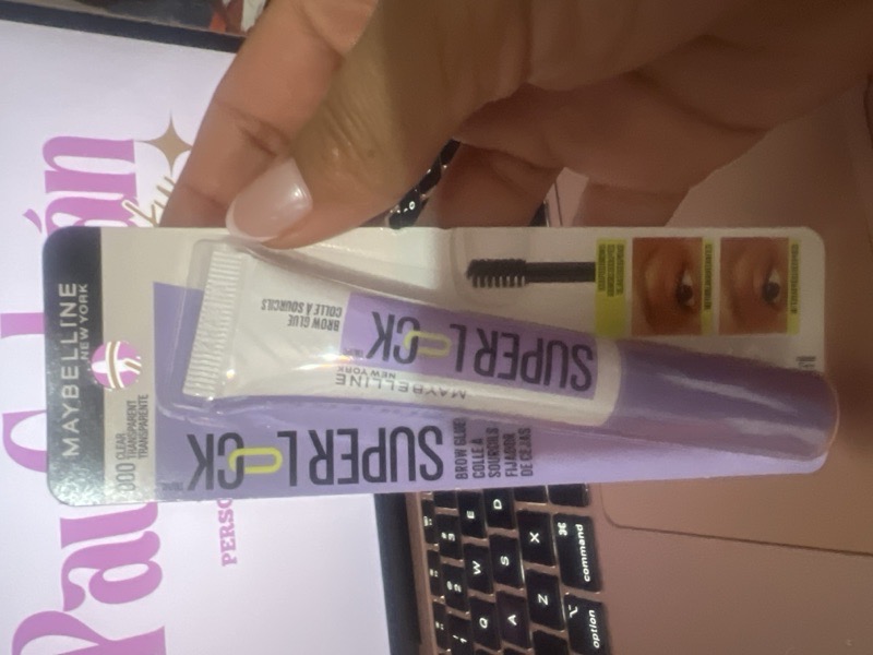 Maybelline Super Lock Brow Glue transparente (000 Clear), el gel fijador para cejas.