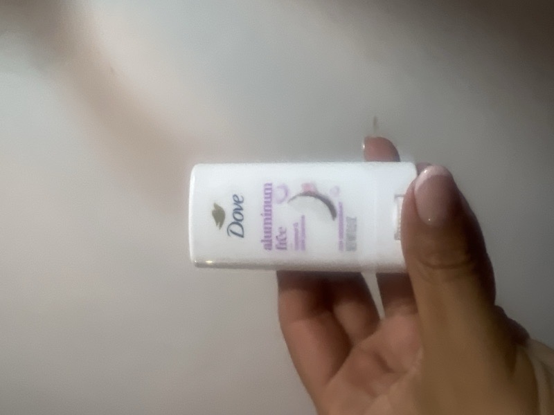 Dove aluminium free