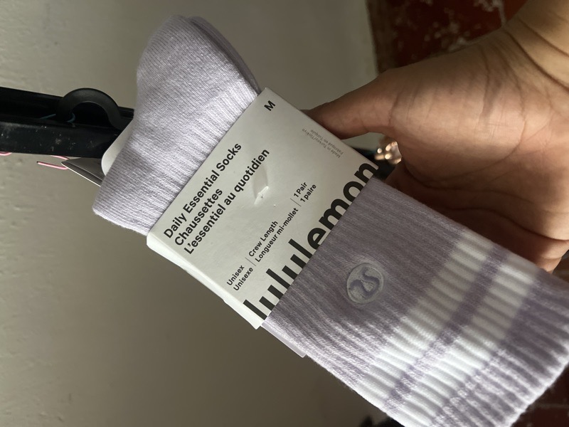 calceta lila Lululemon