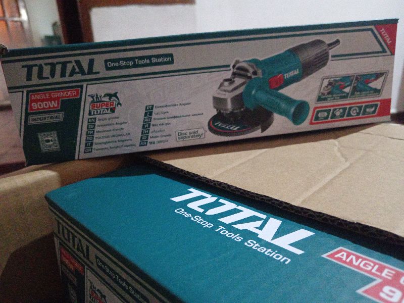 Amoladora sin regulador de 900w