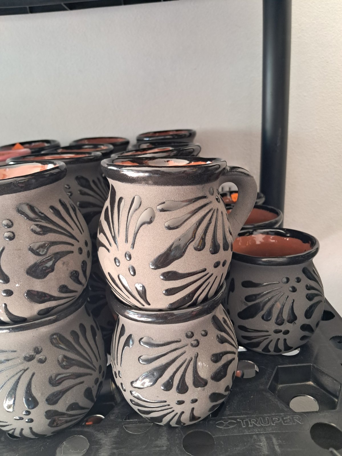 taza color negro