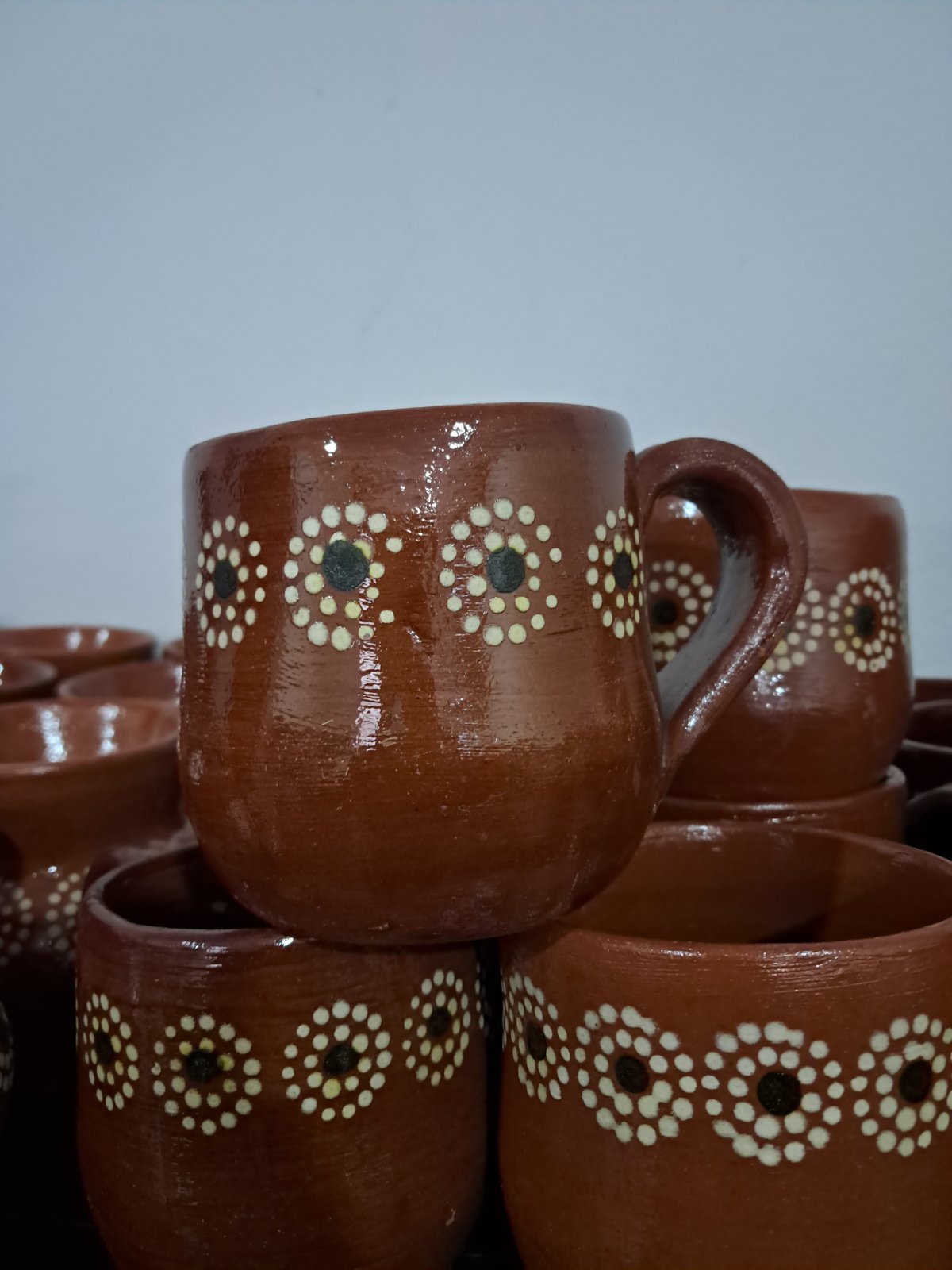 taza mediana esmaltada floreada