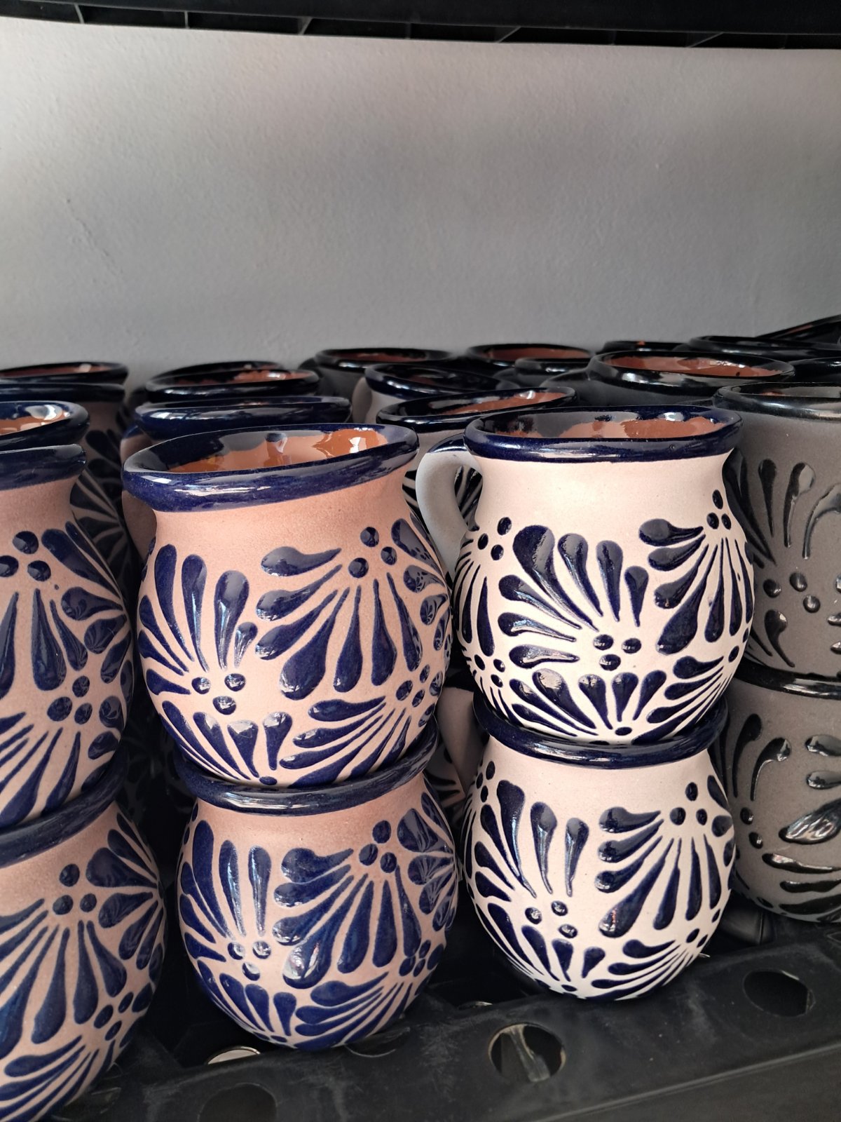 taza color azul