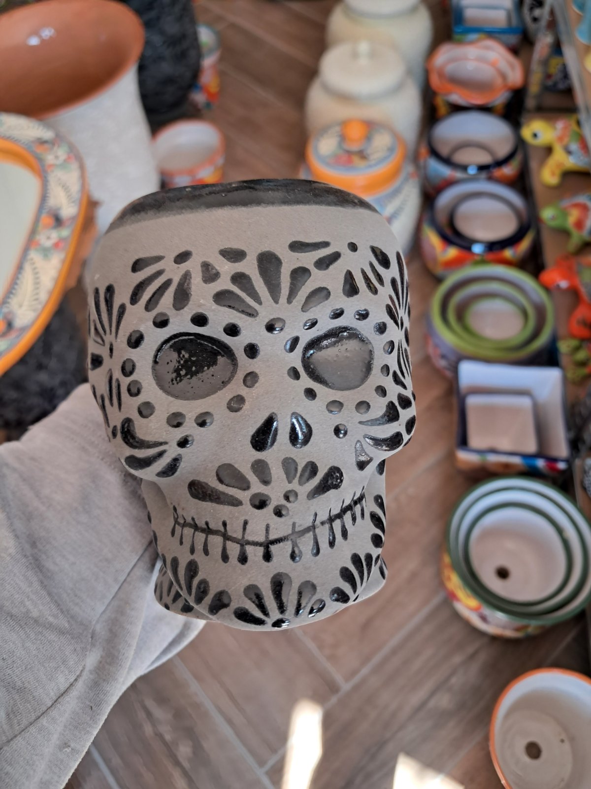 taza de calavera color negro