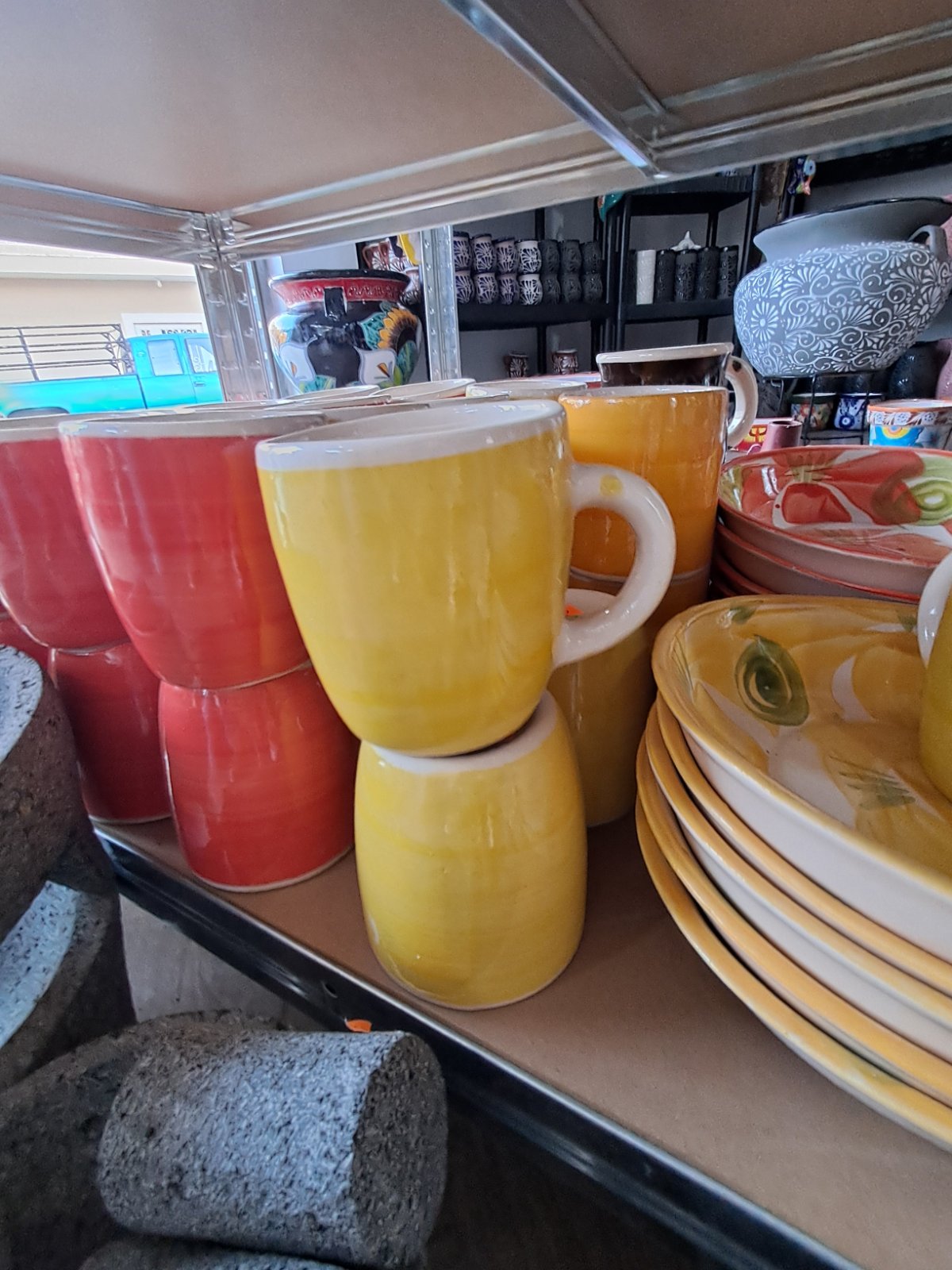 taza de color mediana