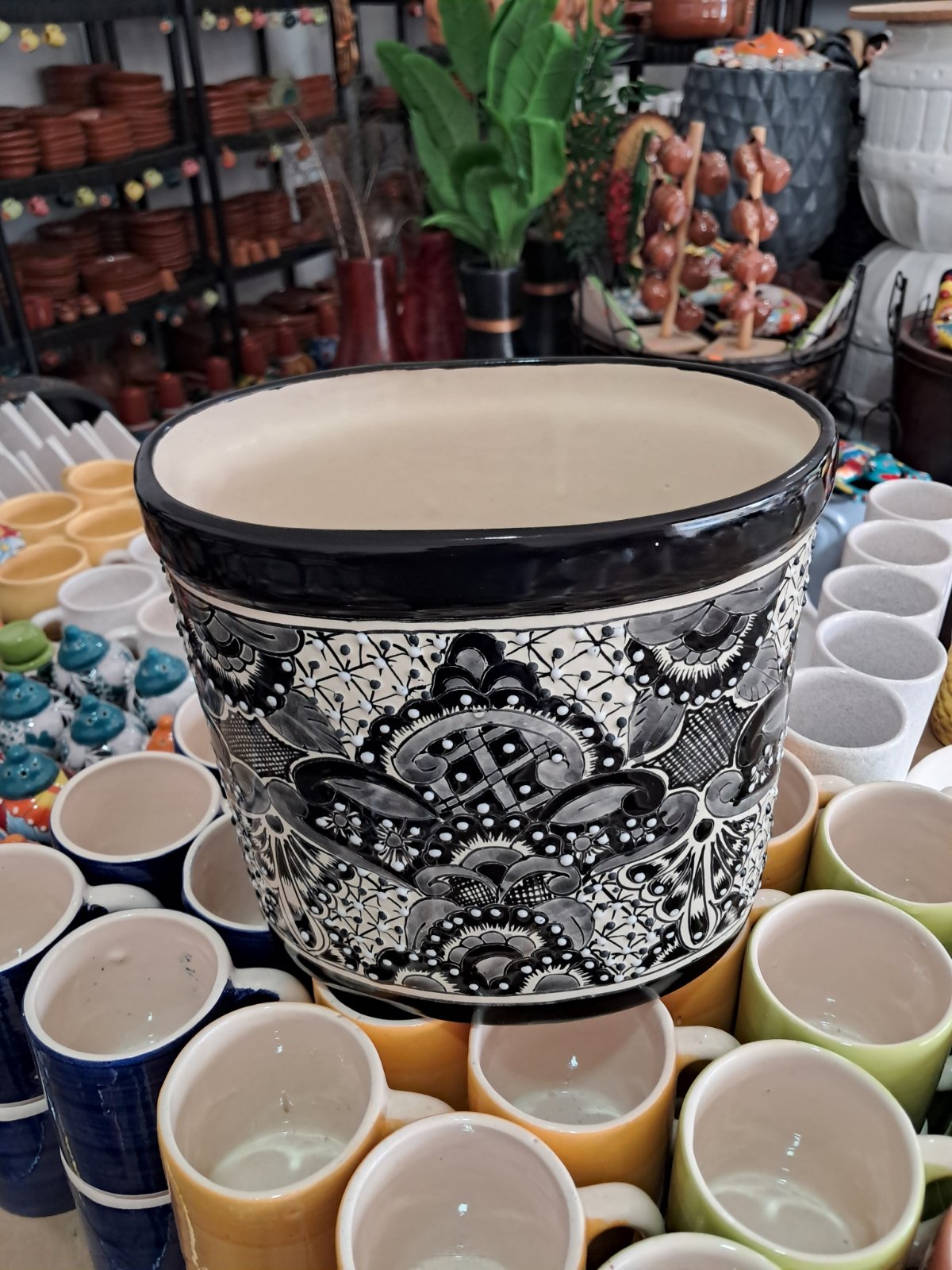 bote papelero para baño negro