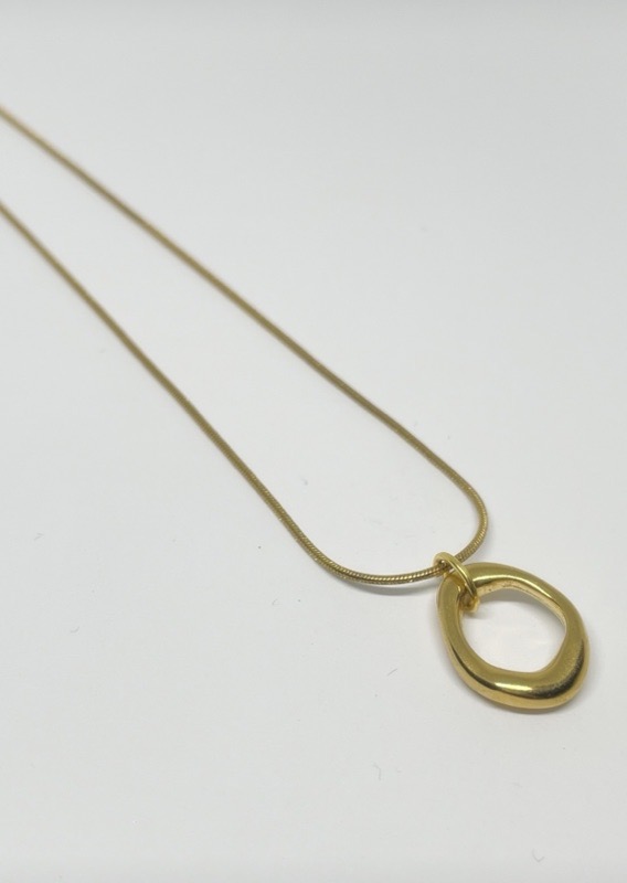 COLLAR DORADO