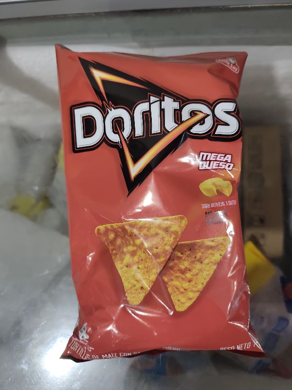 Doritos Queso Gigante