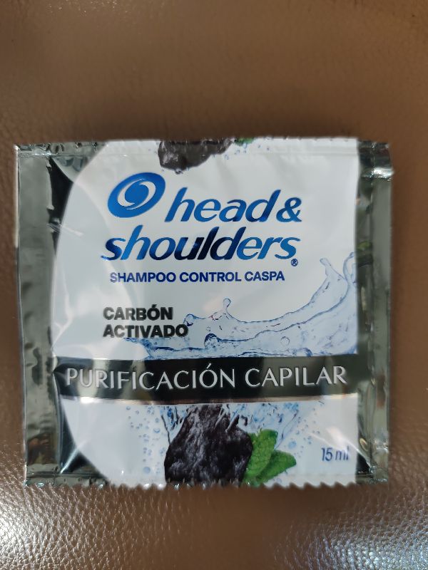 Head $ Shoulders Negro