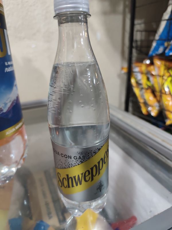 Schweppes Mediano