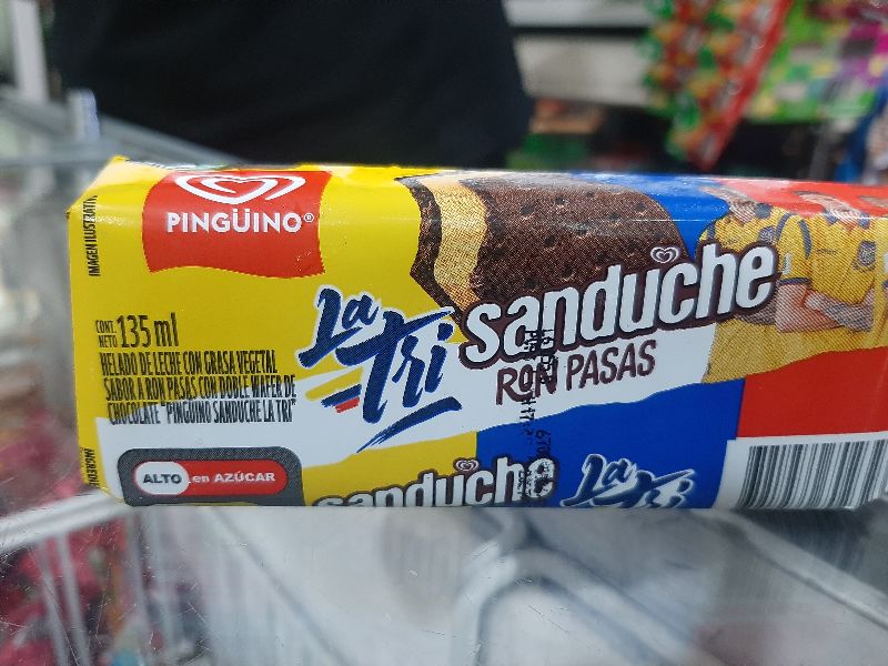 Sanduche Ron pasas