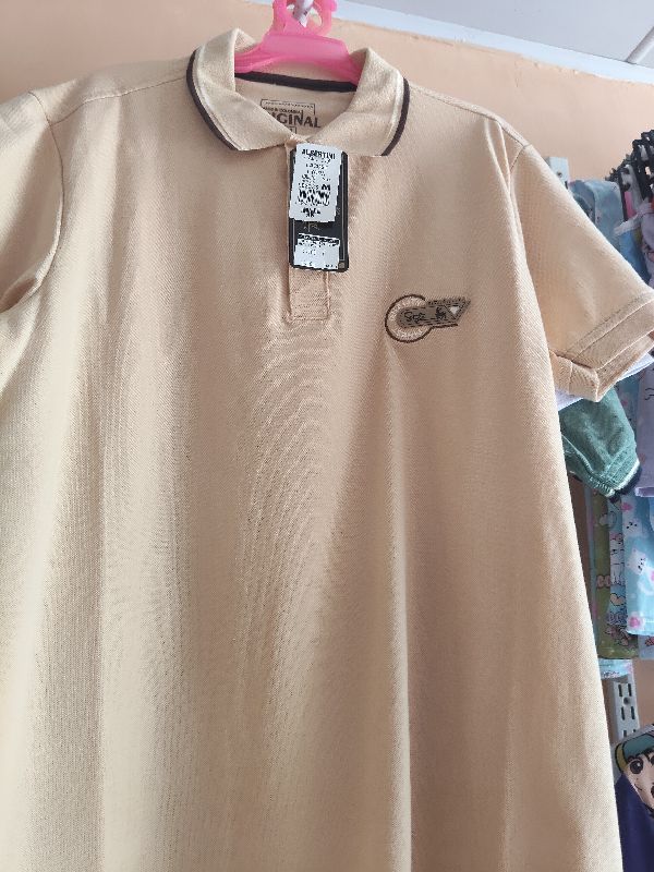 suéter tipo polo