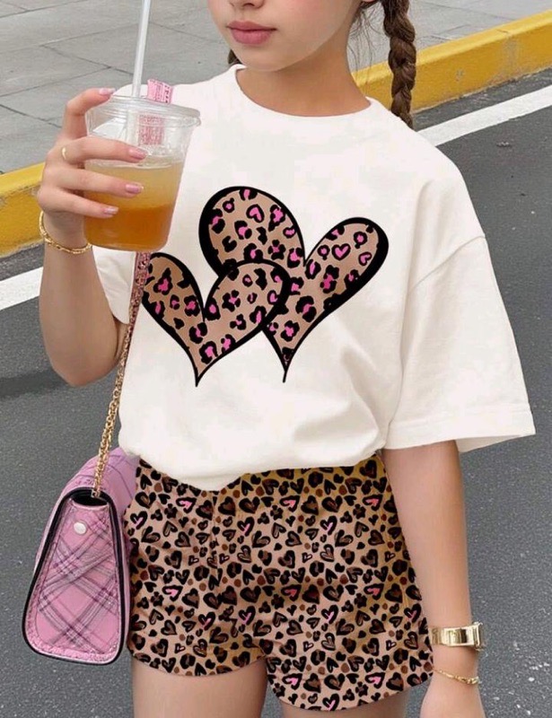 Conjunto Short Animal Print y Bluza Corazon A Print