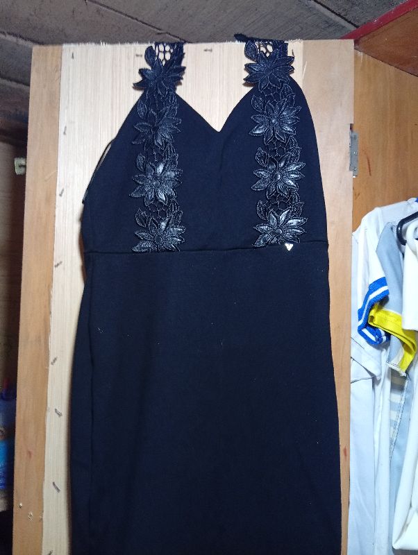 vestido negro