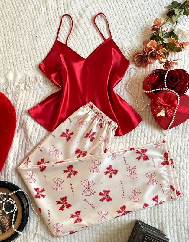 PIJAMA ROJA MOÑOS TALLA M