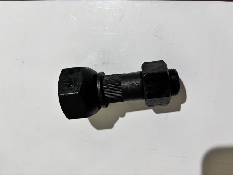 PERNO MITSUBISHI CANTER TRAS R-HYUNDAI FUSSO