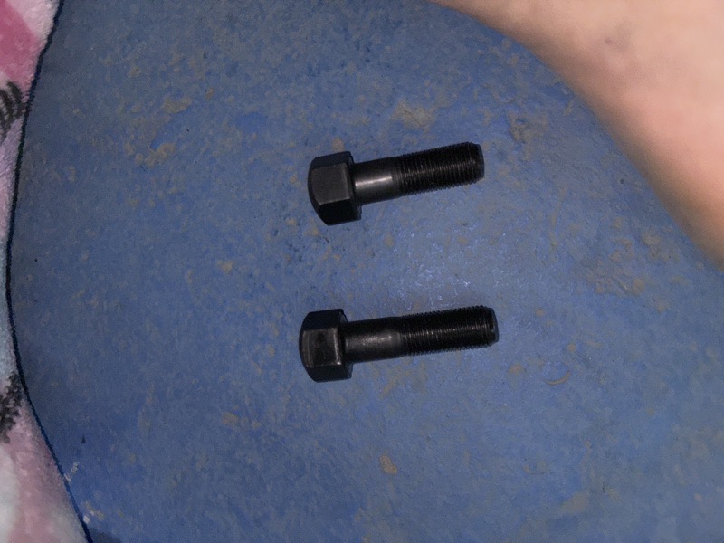 TORNILLO CAT 1/2 x 2