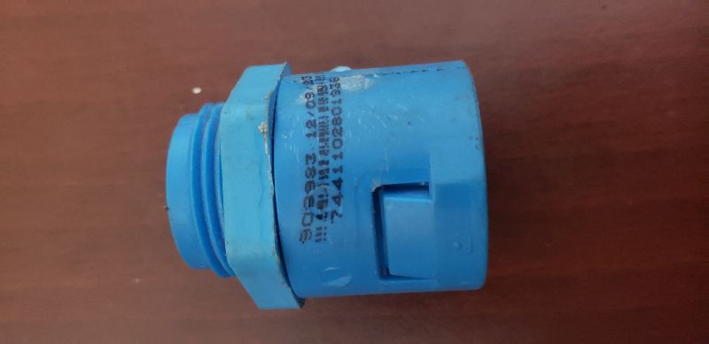 conector azul para tecnoducto de 3/4"