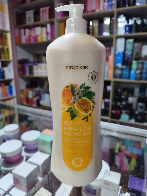 Crema Corporal Flor de Naranjo y Maracuyá Esika 1L