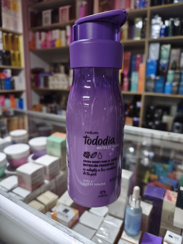 Crema Mora y flor de durazno