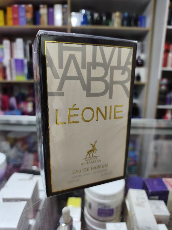 Perfume Léonie