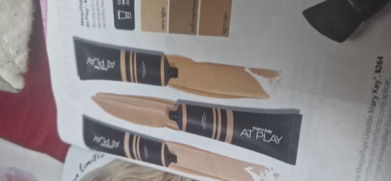Maquillaje Light Tan