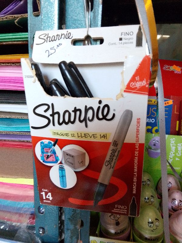 sharpie permanente negro