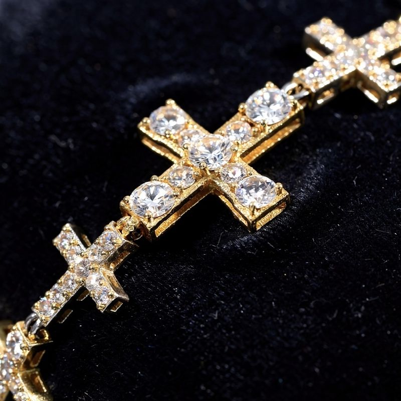 BRAZALETE CRUCES PIEDRAS BRILLANTES