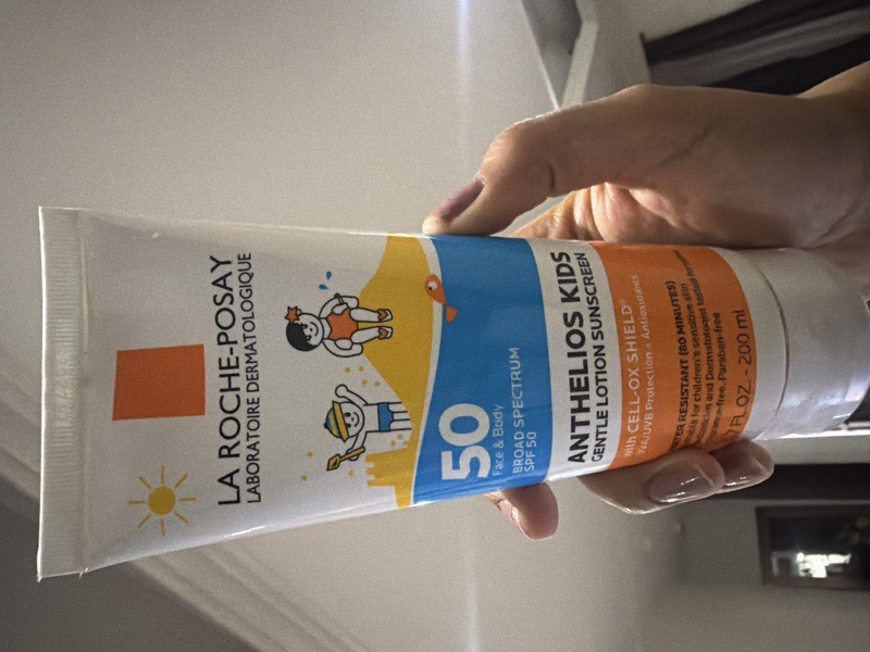 La Roche P- Anthelios KIDS face and body200ml