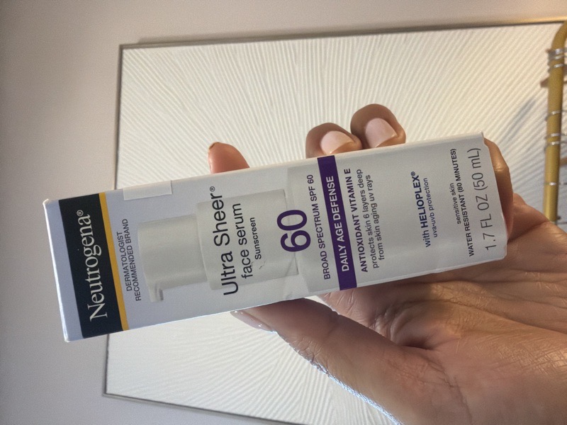 Neutrogena Ultra Sheer daily age 60spf