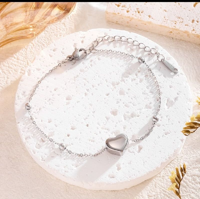 pulsera corazón plateada