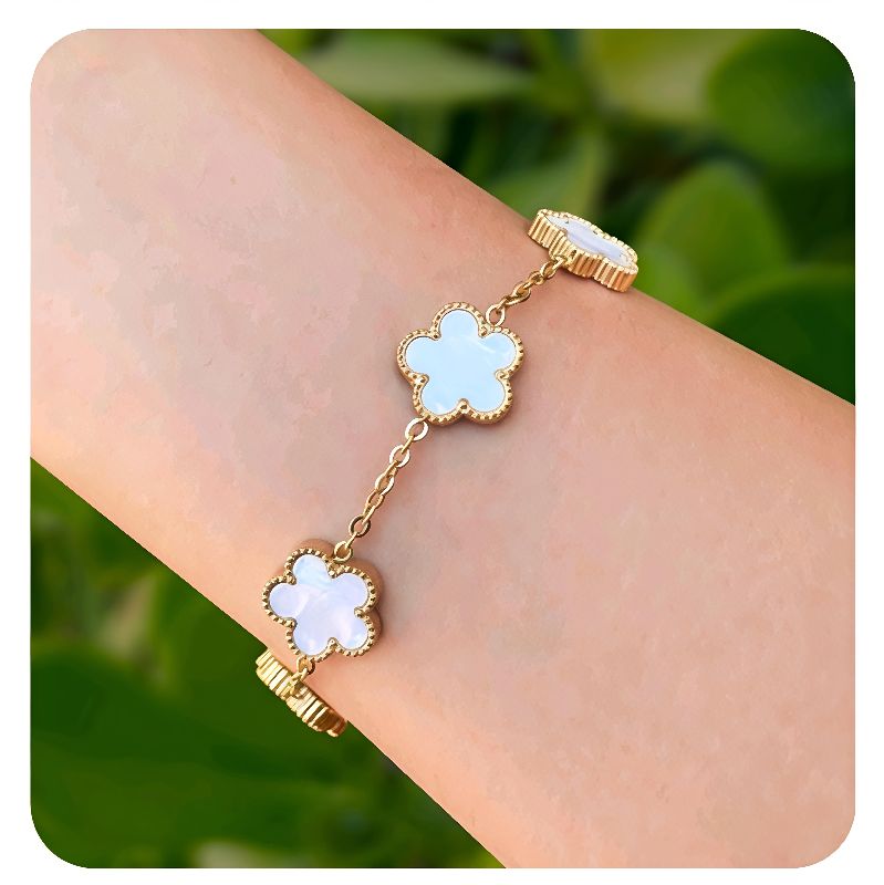 pulsera trebol blanco